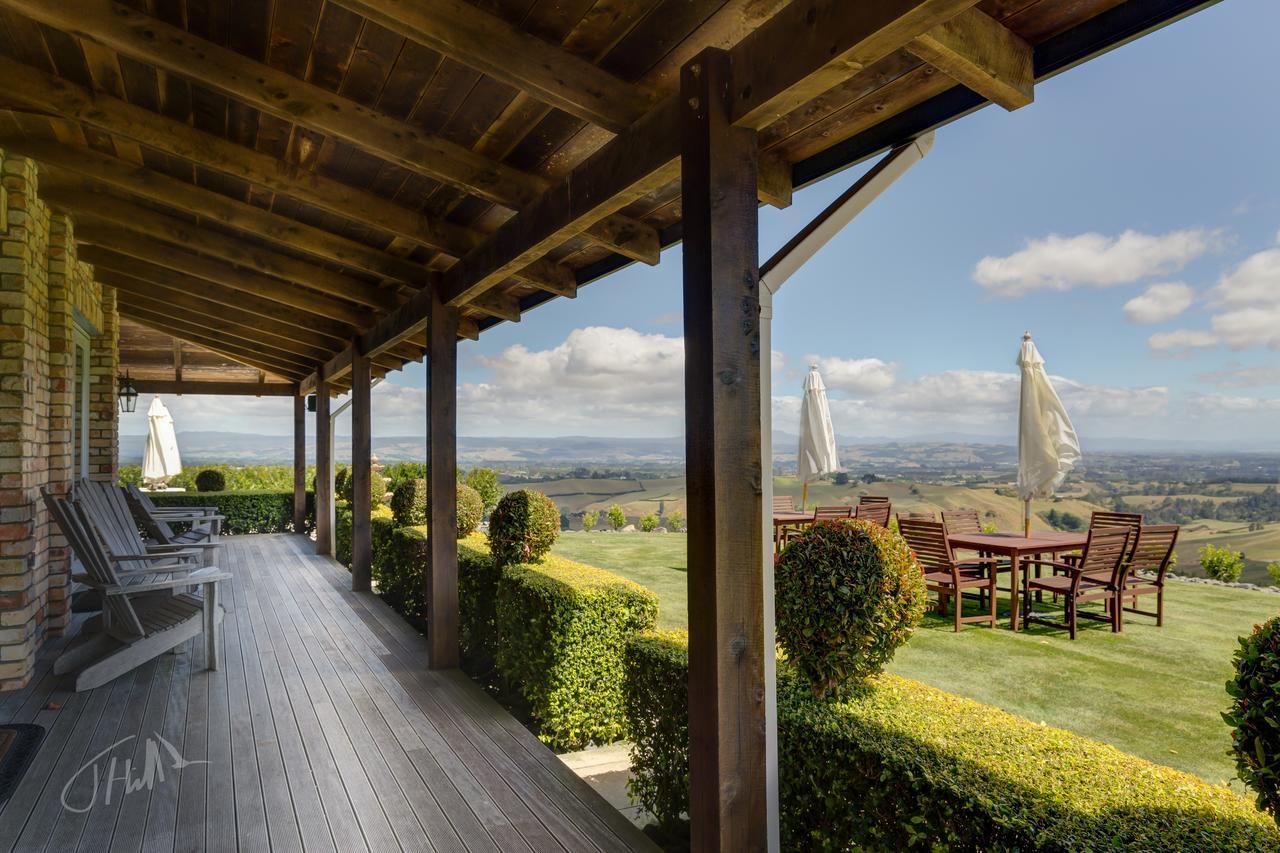 Eagle Ridge Lodge Тауранга Экстерьер фото